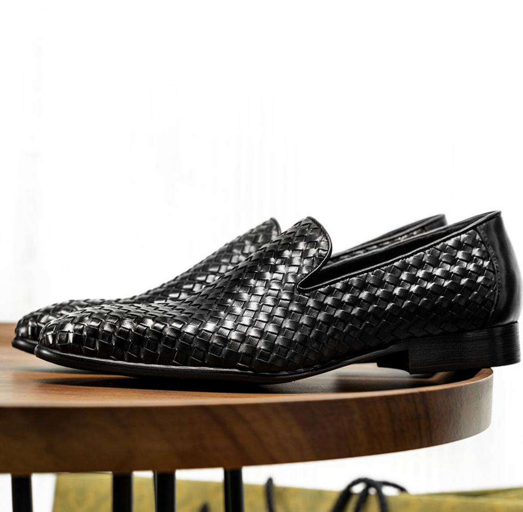 Men’s Classic Casual Leather Shoes – Timeless Business & Everyday Footwear