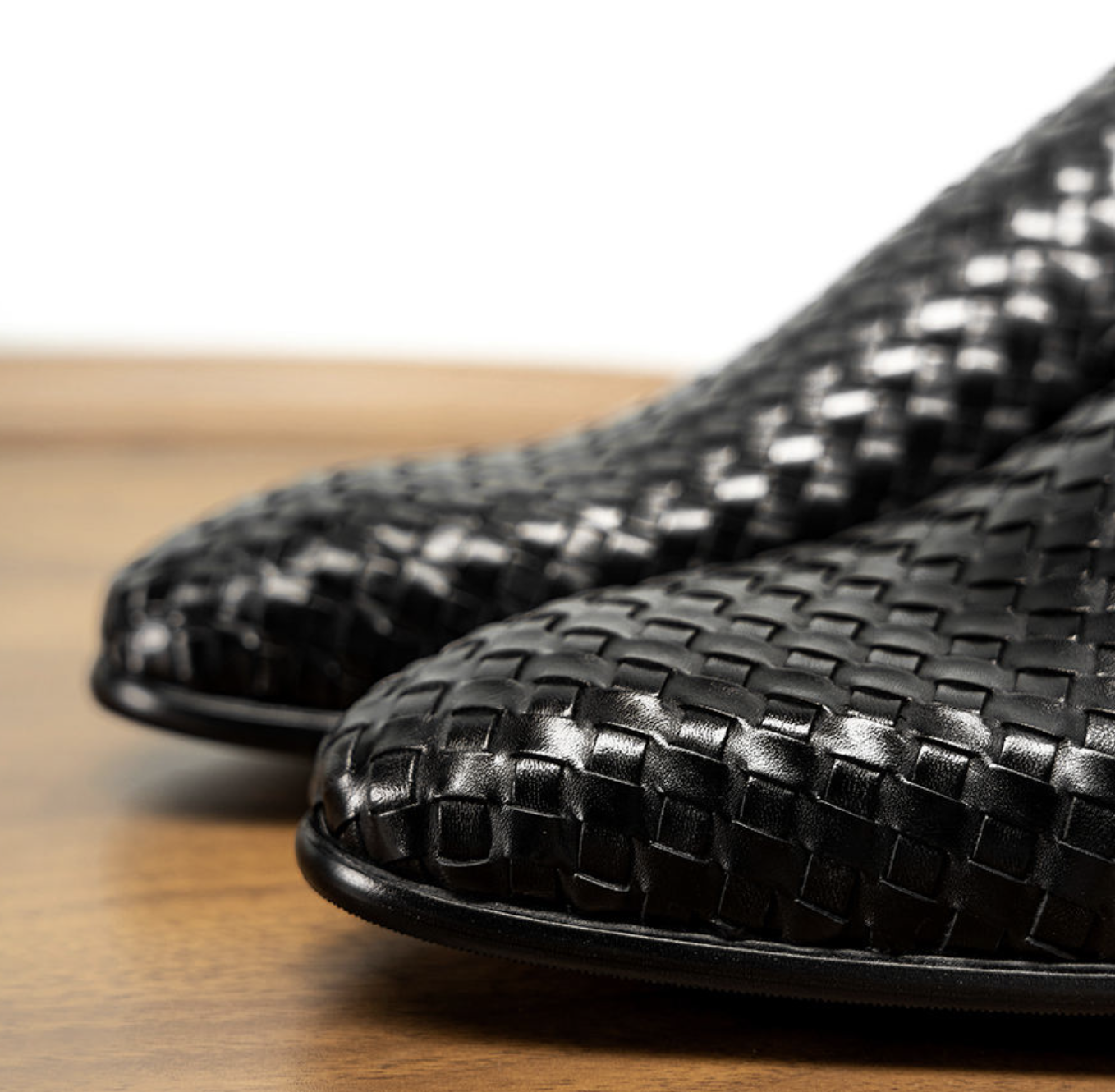 Men’s Classic Casual Leather Shoes – Timeless Business & Everyday Footwear