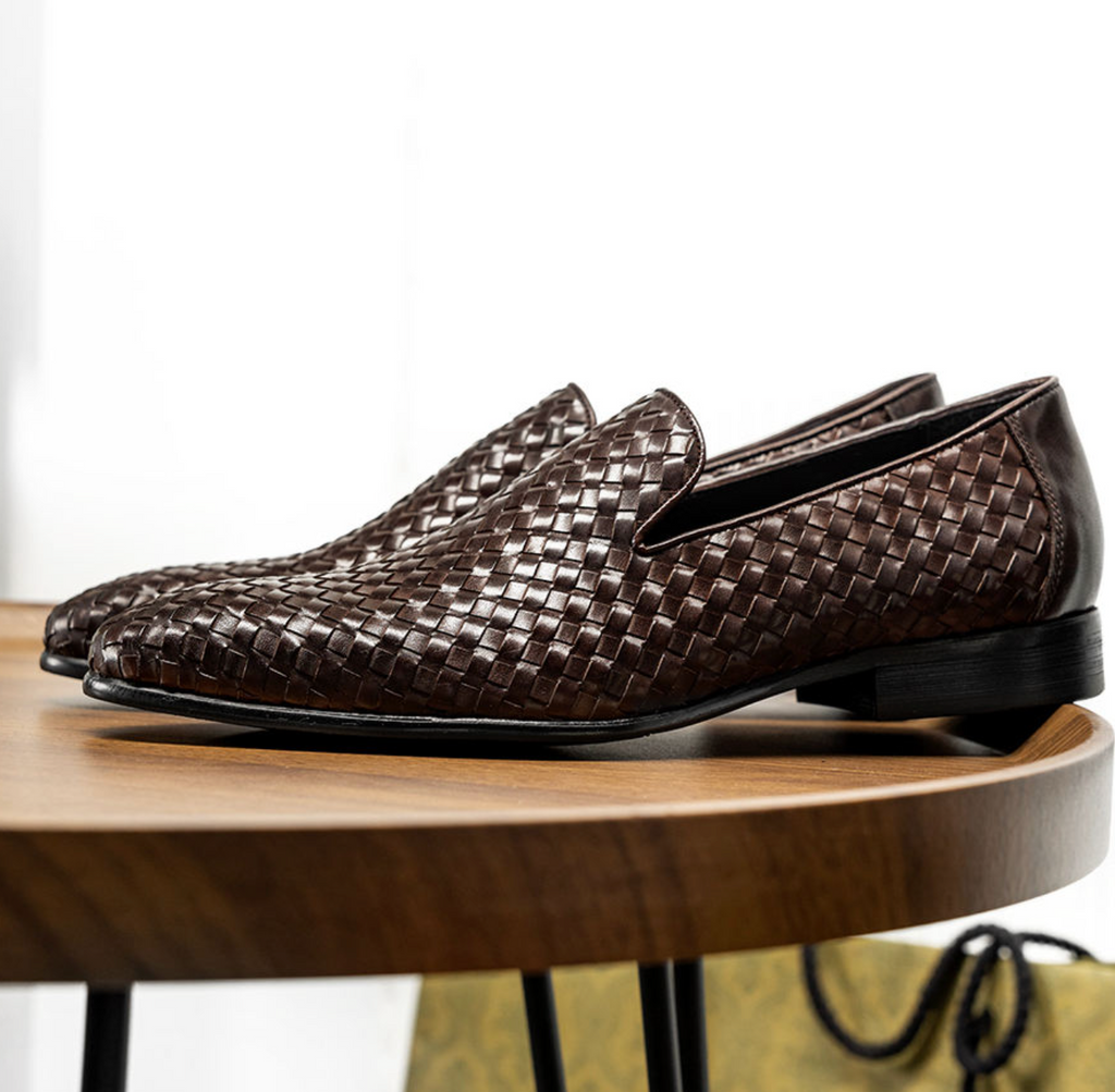 Men’s Classic Casual Leather Shoes – Timeless Business & Everyday Footwear