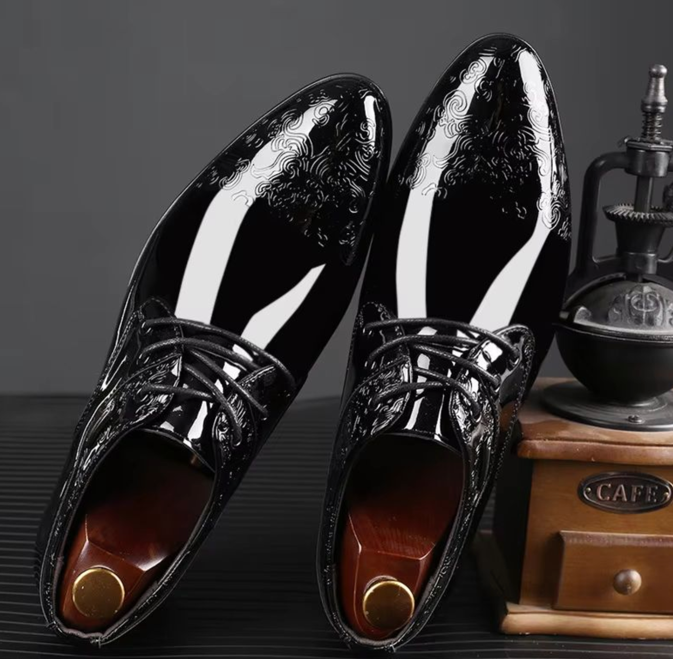 Men’s Shiny Business Formal Dress Shoes – Elegant Classic Lace-Up Footwear